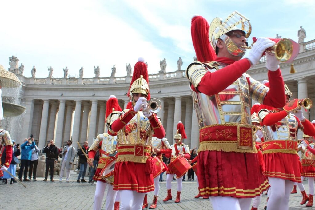 Los Armaos desfilan en El Vaticano